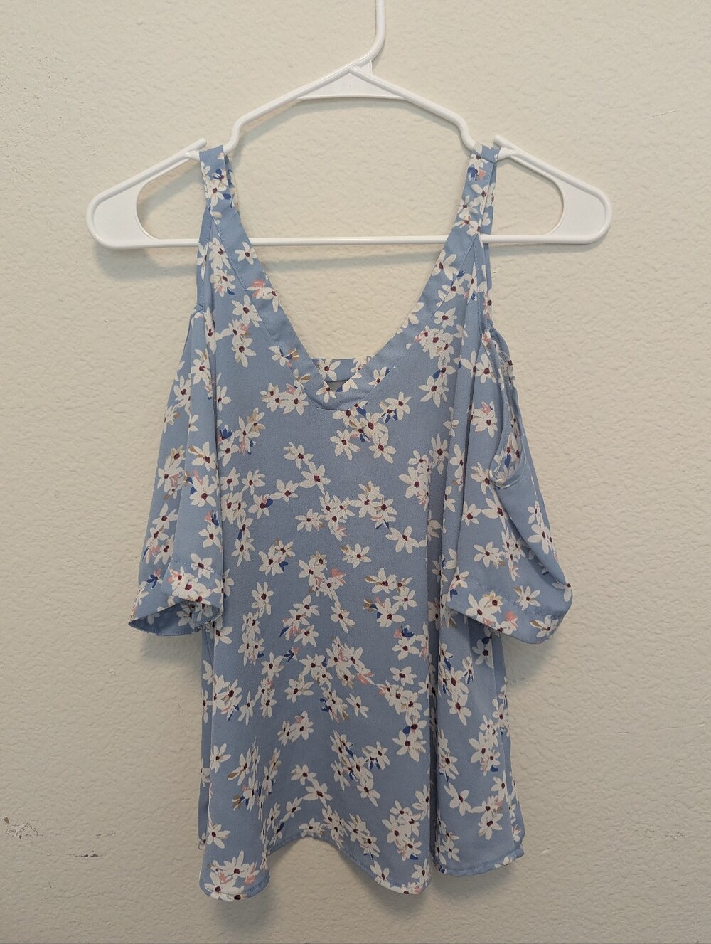 Sienna Sky Blue Floral Cold-Shoulder Camisole